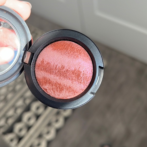 MAC NIB Mineralize Eyeshadow - Caribbean - Picture 4 of 7